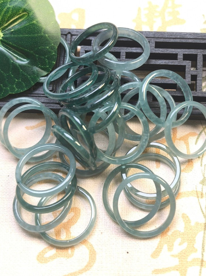 Bague en Jadéite Naturelle – Anneau en Jade Glacé Bleu-Vert – Bague Mixte Élégante