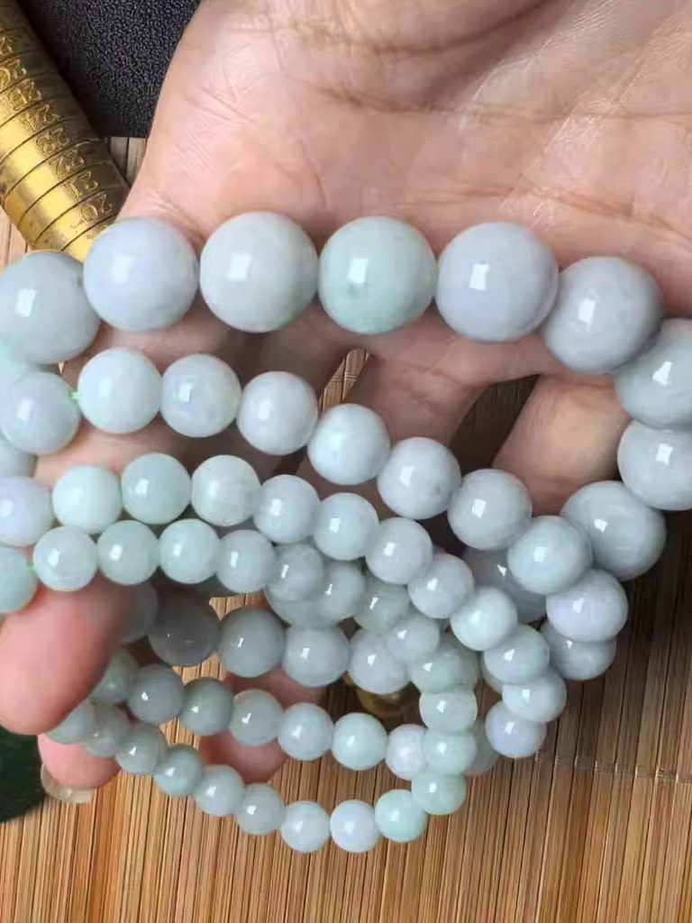 Bracelet en Jadéite Naturelle de Birmanie – Perles Rondes 8 mm / 10 mm / 13 mm / 16 mm – Avec Certificat
